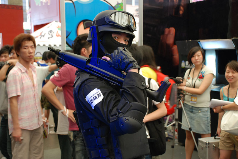 图片[2]-反恐精英online全场人气最高！COSER近景特写！早期真人扮演-猫咪网络