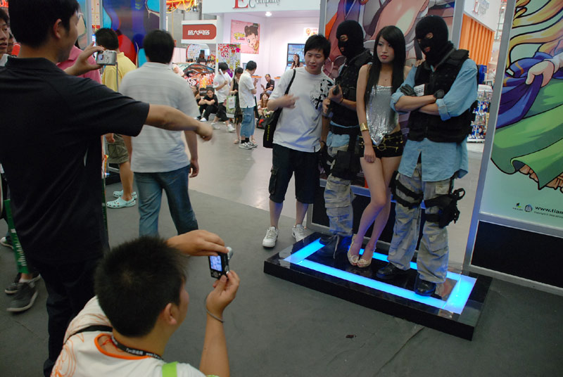 图片[3]-反恐精英online全场人气最高！COSER近景特写！早期真人扮演-猫咪网络