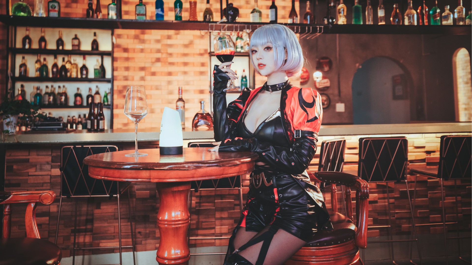 血猎者卡罗琳cosplay真人扮演AC2 (5)